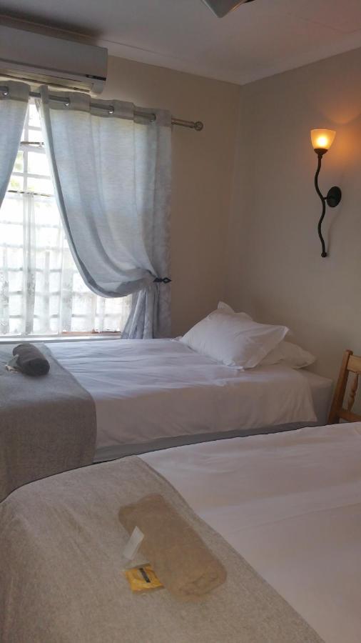 Lani'S Guest House - No Loadshedding Musina Zewnętrze zdjęcie