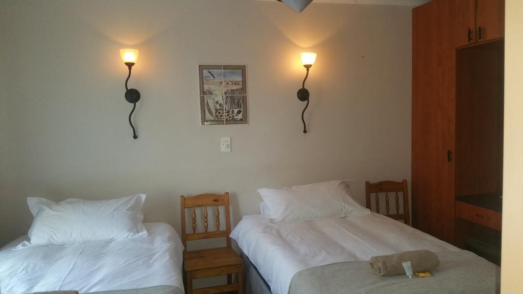 Lani'S Guest House - No Loadshedding Musina Zewnętrze zdjęcie