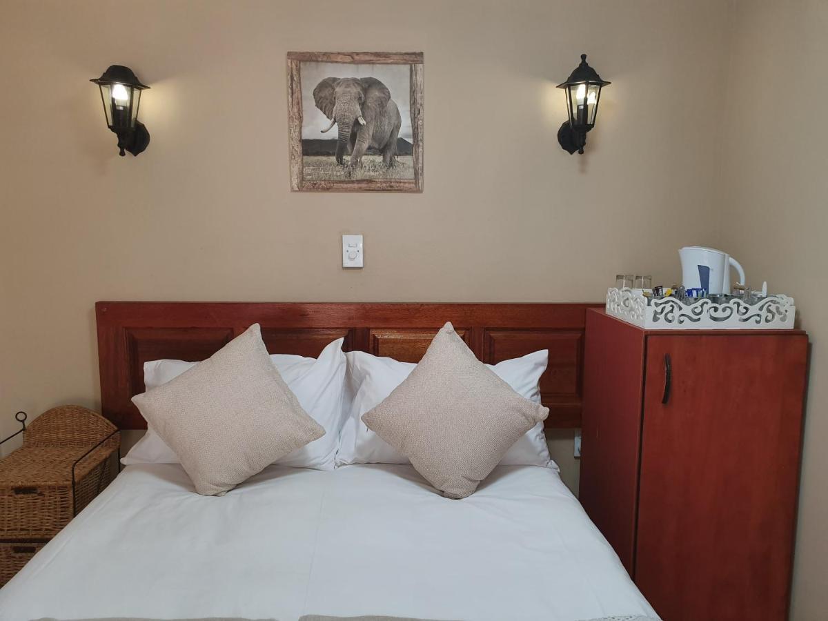 Lani'S Guest House - No Loadshedding Musina Zewnętrze zdjęcie